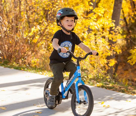 TEACH YOUR CHILD TO PEDAL Follow these 4 simple steps to pedaling success! STEP 1 STEP 2 Balance is Essential Start by sizing the bike to fit your child.