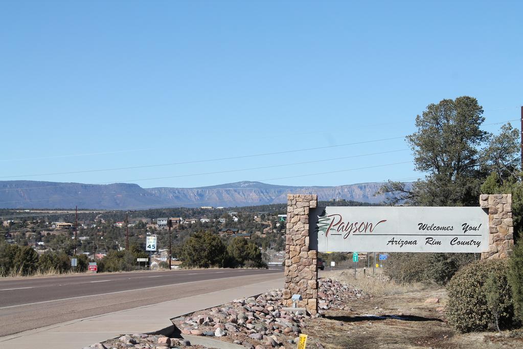 FOR LEASE RETAIL Payson, AZ Payson is a town in northern Gila County, Arizona, United States. Its location puts it very near to the geographic center of Arizona.