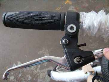 The two levers require angle adjustment and tightening for comfort