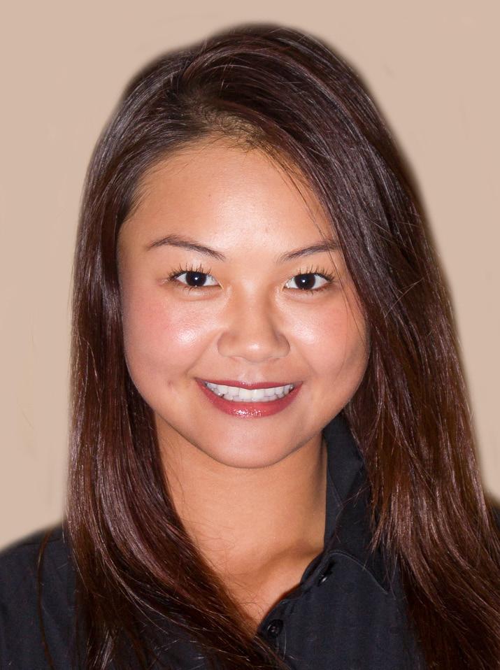 28 2013-14 Player Bios Vivian Chen 5-3 Freshman Taichung, Taowam IMG Academy Vivian Chen comes to after playing at the IMG Academy in Bradenton, Fla.