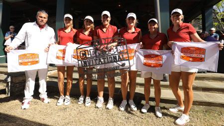 2016-17 SEASON REVIEW Seminoles Play In School Record 12th Consecutive NCAA Regional Championship FSU ENJOYS SPECIAL YEAR IN 2016-17 2017 was an incredibly special season filled with many firsts for