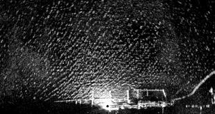 Skolnik, 1990). The first is the Bragg scattering from capillary roughness on sea gravity waves. Bragg scatters occurs when the length of the roughness is half of wavelength of radar beam, which is 1.