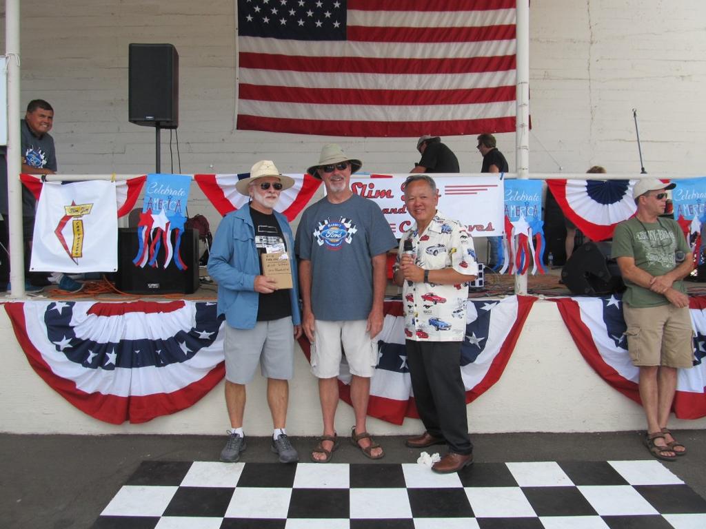 Trophy winners were Vern with his Bronco, Jeff with his 39 Ford