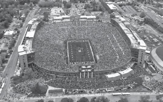 1972 / The University of leads the nation in attendance as 513,398 (85,566 average) fans watch go 6-0 at home. 1973 / Stadium capacity increases to 101,701.