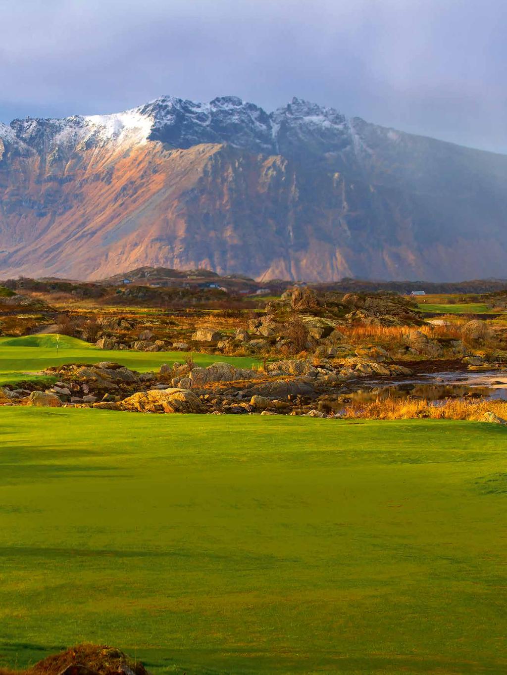 Lofoten Links The par four fourteenth at the remote Lofoten Links course in north Norway Photo: Kevin Murray Five years elapsed between GCA s visits to the Lofoten Links in the north of Norway.