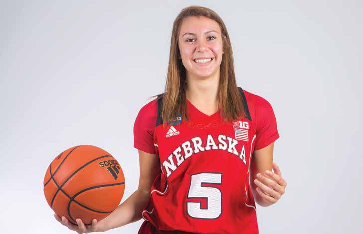 HUSKERS.COM @HUSKERSWBB #HUSKERS 77 averaged 19.8 points, 7.8 assists and 5.6 steals per game to lead Carondelet to an appearance in the 2014 CIF state semifinals.