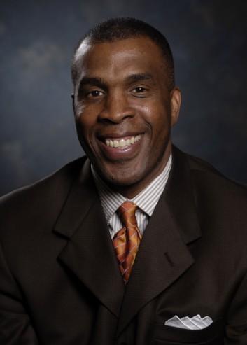 Head Coach Mike Davis Texas Southern University announced the appointment of Mike Davis to the position of Head Men s Basketball Coach on October 27, 2012.