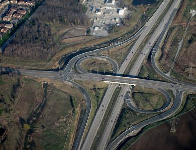 400/Langstaff Road Interchange to a full-move interchange to provide