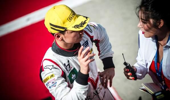 Jake Hughes gave the Dragon HitechGP a triple victory in the opening season This first race was a resounding success at Malaysia s Sepang International circuit and saw the Dragon HitechGP team from