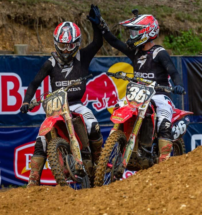 day. Plessinger grabbed the (Right) Hampshire holeshot in moto one and (36) and his teammate Chase took off. Sexton celebrate Plessinger led every lap their 1-2 finishes.