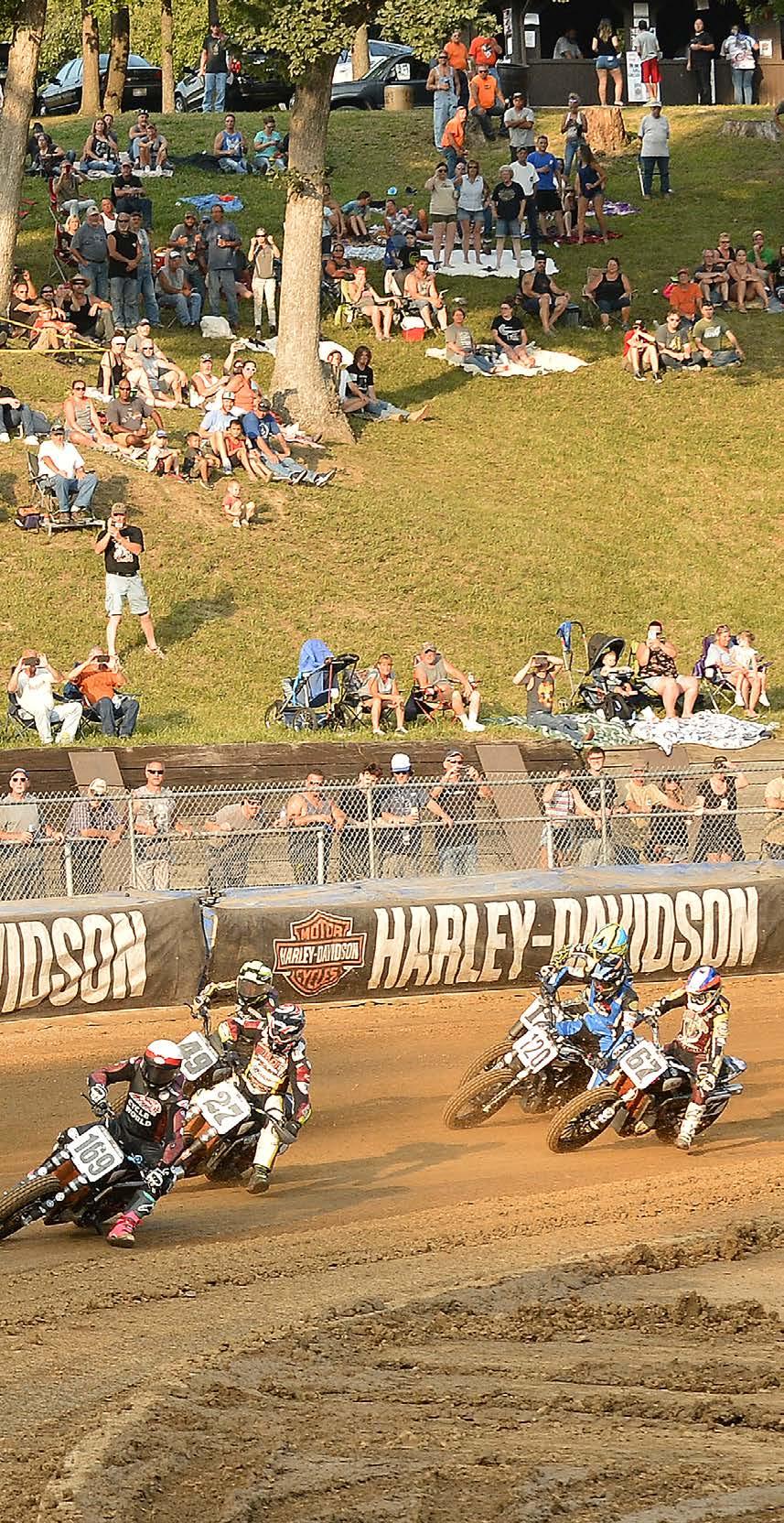 VOL. 55 ISSUE 33 AUGUST 21, 2018 P71 BY DAVE HOENIG PHOTOGRAPHY BY FLAT TRAK FOTOS In so many ways it was not the typical Peoria TT, other than the oppressive humidity and the race winner.
