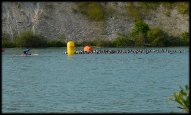 BLUESEVENTY SWIM COURSE Swimming takes place in a calm lake which used to be a chalk moat. The course is a onetime route.