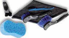 specific cleaning purpose: a double-ended gear cleaning brush, a tyre cleaning brush and a frame cleaning brush - comfortable dual density handles NL-79400 Premium