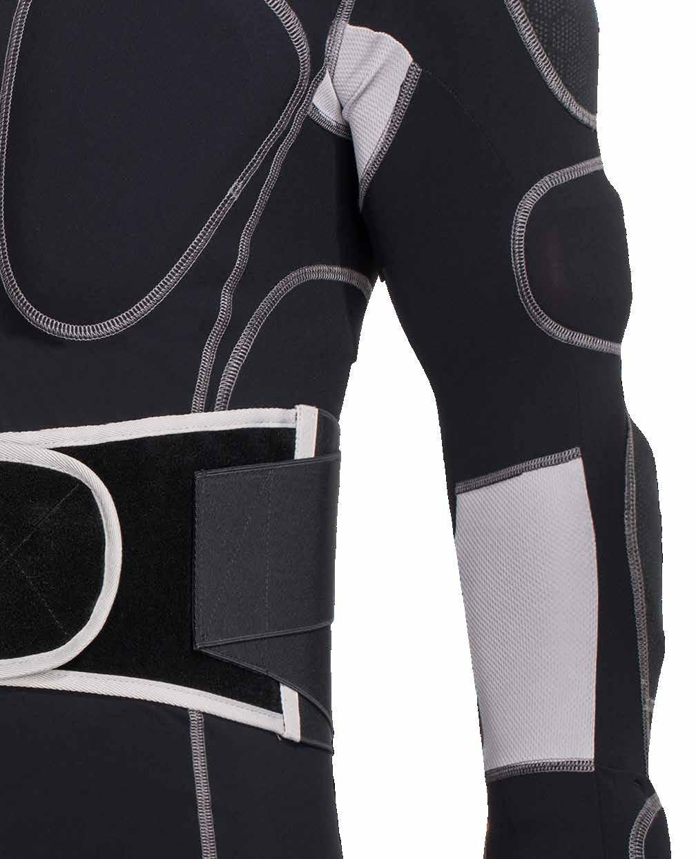 MODULAR SYSTEM The D3O protective pads are fitted into skintight garments featuring pockets to insert the pads.