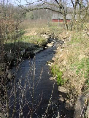 THE RIVER ALMA BRITTEDAL Information about the fish way - Type: Artificial channel - Construction year: Channel: 1998 Fish counter: 1998 Regulating pump: 1998 Meandering channel built with gravel and