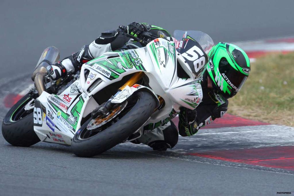 FRANCE Positive results in 2015 for Erwan Quellet in Promosport The FUCHS rider kept his audience and his fans on their toes until the last and most exciting races of the 600cc French Promosport