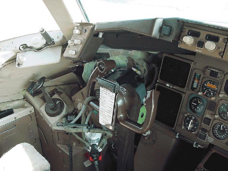 Bird strikes 1998 2005 Cockpit