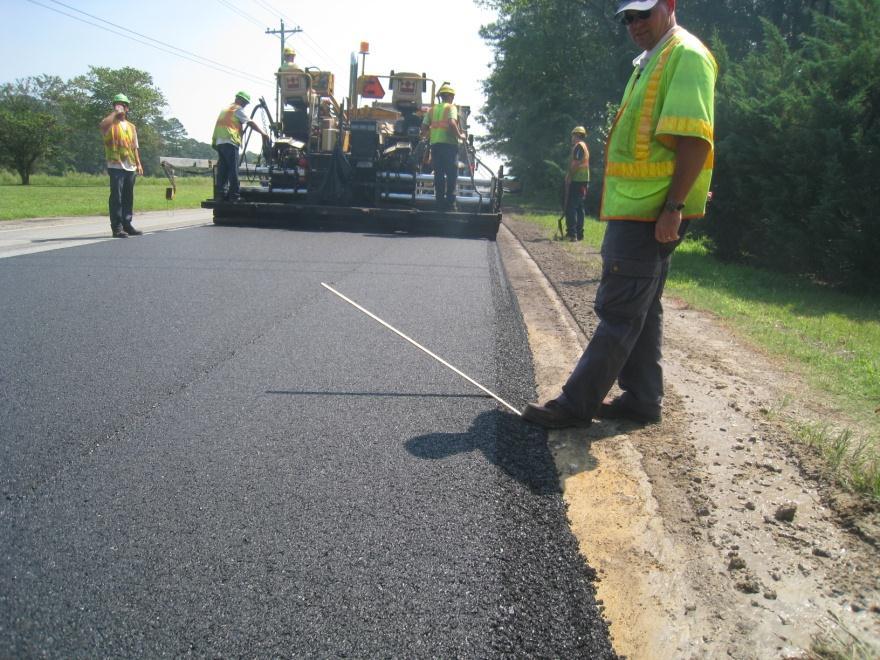 Safety Edge SM Consolidating the pavement edge into 30 shape