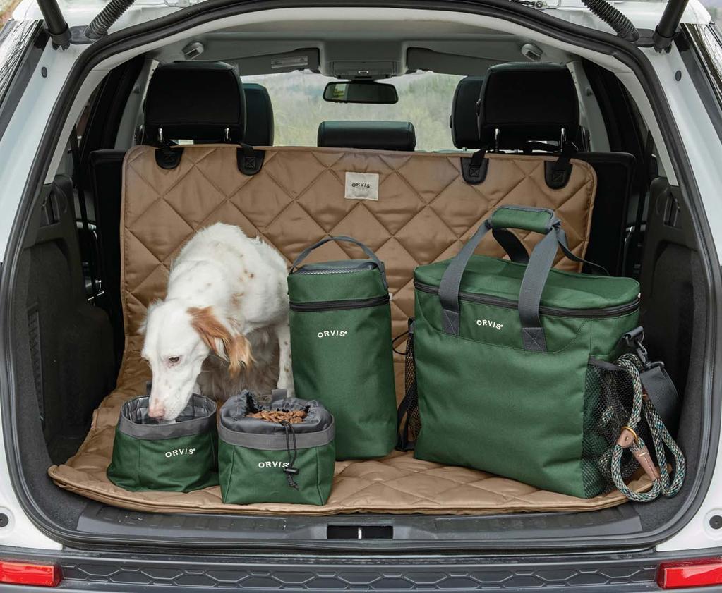 ORVIS DOG WEEKENDER TRAVEL KIT This lightweight, rugged nylon canvas bag includes a polypropylene-lined airtight bag for storing 4-5 lbs.