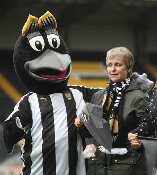 MASCOTS - MR & MRS MAGPIE Mr and Mrs Magpie are Notts County s friendly mascots, welcoming fans of all ages to every home game.