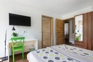 Forest view Price: 60 euros per person / minimum stay