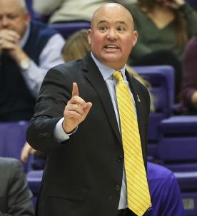 Head Coach Casey Alexander Casey Alexander was named the 18th head coach of the Lipscomb University program in May 2013 taking over the team following a two-year stint as head coach at Stetson