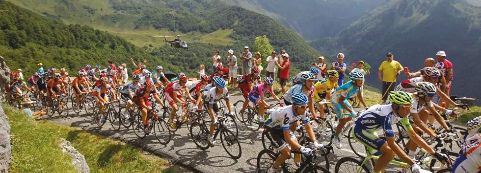 Case Study: Tour de France Itinerary: 3 days/2 nights Day One Fly to Toulouse.