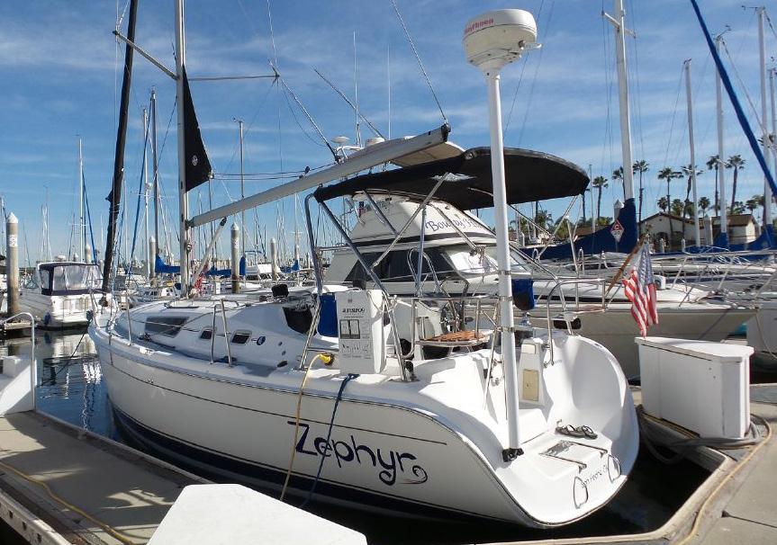 Zephyr Boat Manual BOAT CODE SLIP B31 DO NOT SAIL IN REVERSE At the End of Your Charter Please Leave Battery Switch on