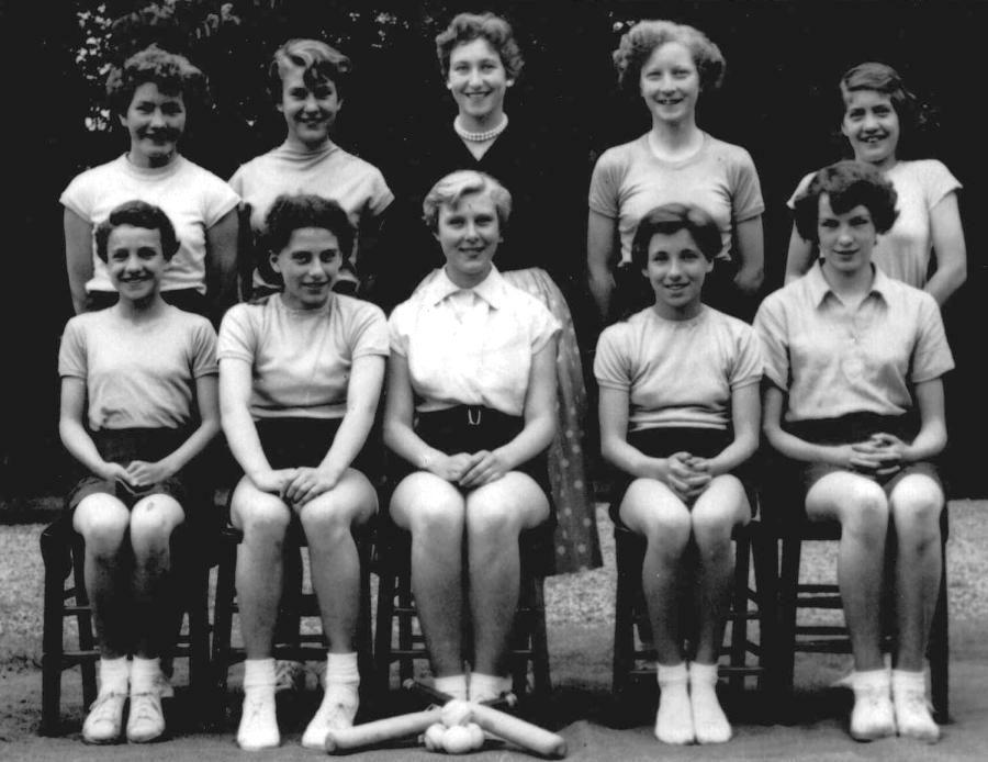 Rounders 2 nd Team Photo from Dilys Hughes. Thank you, Dilys. Back Row L-R: Gwen Cavanagh, Georgina Sowerby, Miss.