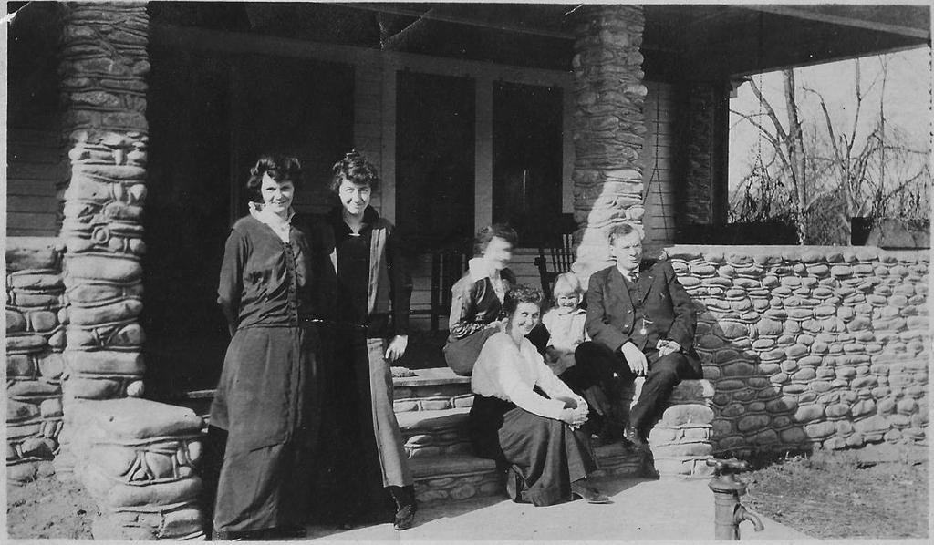 From R-L: Jack, niece Eleanor, Bland, and Eleanor s mother, Estelle, Martha Abernathy, friend of