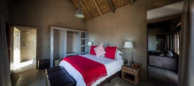 are set on a ridge offering panoramic views of the Waterberg Mountains.