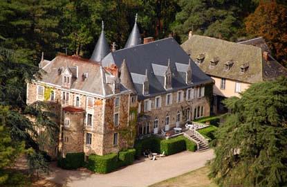 France Safari s Hunt the hills of France on this 3-day hunt.