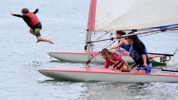Zena will be joining us from Moloka`i to run SART, a Summer Sailing and Art Class. We will also be offering a sailing and science class! To sign up the please go to kauaisailing.org.
