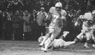Results 1974 LIBERTY BOWL DEC. 16, 1974 7 MARYLAND 3 MEMPHIS Two Vol sophomores teamed up for the winning score in the 1974 Liberty.
