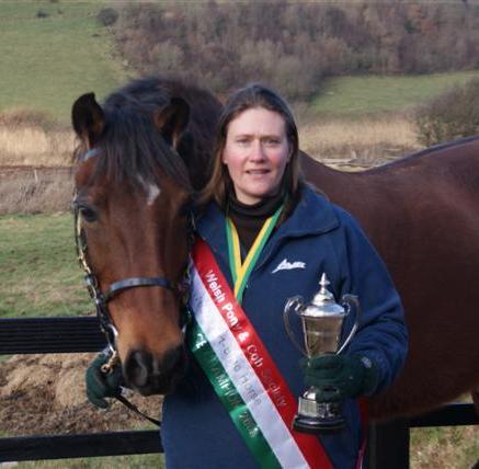 ENDURANCE AWARDS WELSH PART-BRED HORSE AND PONY ENDURANCE AWARDS 2011 Open to all registered Welsh Part-Bred Horses and Ponies, stallion, mare or gelding, 5 years of age and over, which have an
