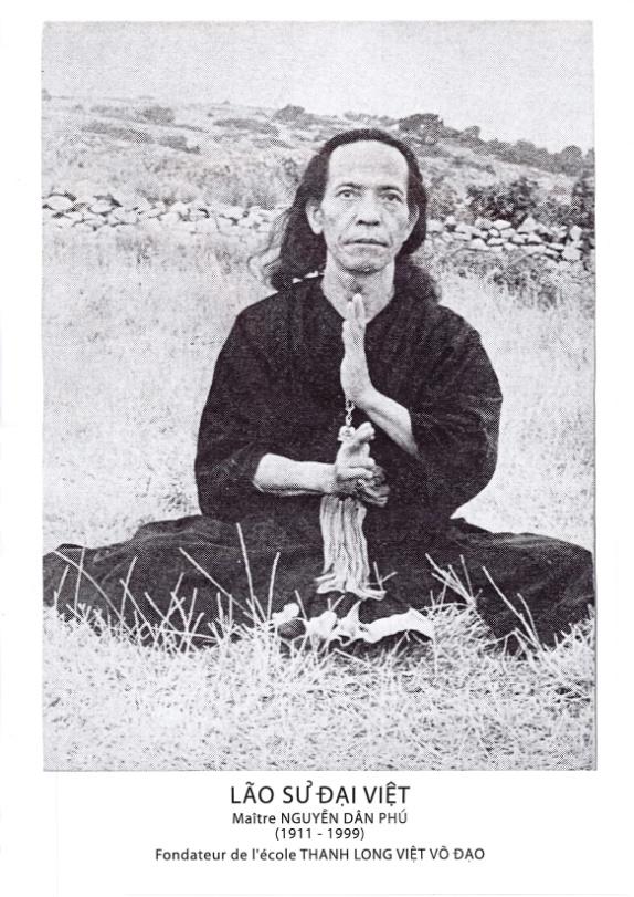 The Origins Master Nguyễn Dân Phú Lão Sủ Đại Việt Nguyễn Dân Phú was born in 1911 in Đa Ngưu, the region of Bắc Ninh. His family lived at number 5, phó Hàng Cân in Hà Nội.