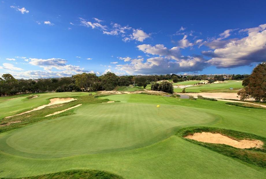 5 hours) Transfer to The Lakes Golf Club Tee off on one of Sydney's premier golfing locations, packed