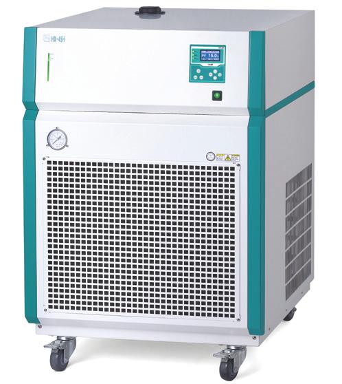 (Chillers) - Basic type Providing a constant temperature control and high cooling efficiency. Operating cost can be reduced by using the recirculator for cooling water.