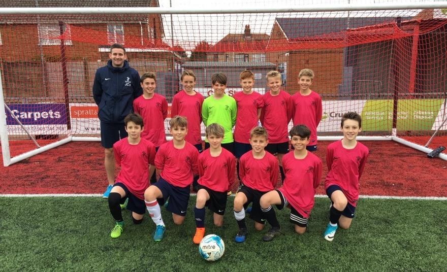Yr 7 Football The Durrington high school year 7 boys football team have a had an excellent season this academic year which has culminated in them becoming District Champions.