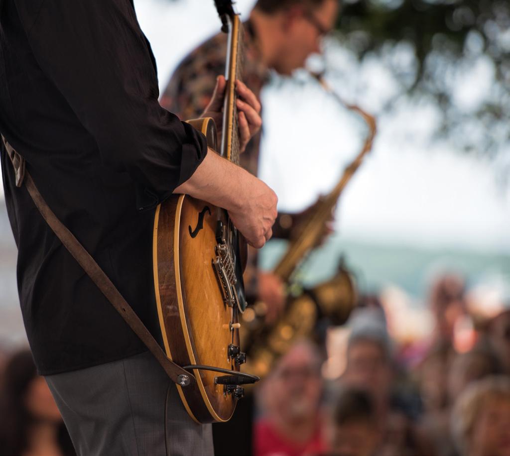 COMMUNITY PROGRAMS Concert by the Lake June 16, 2018 Lakefront Park - 71 Nippersink Blvd. 7:00-9:00 p.m. Sponsor an evening out for Fox Lake area residents and guests.
