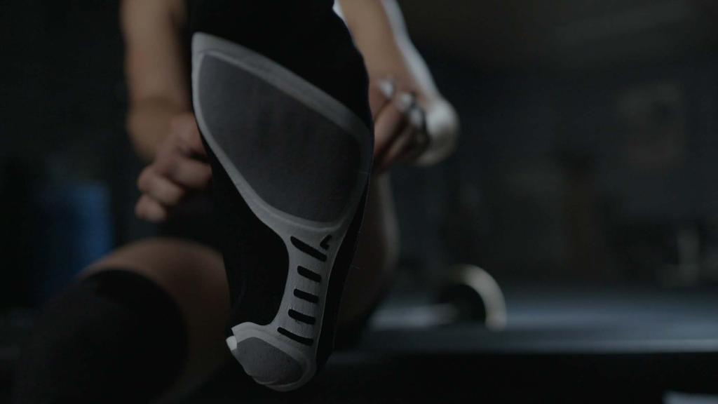 SPEEDGRIP SOCKS SpeedGrip Socks are designed to improve foot traction, giving you more power, speed and control.