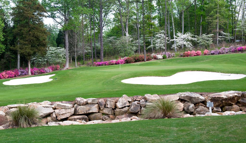 The 4th Hole at The Golf Club at Ballantyne IDEAL COURSE CONDITIONS YEAR-ROUND The Golf Club s championship golf course is situated on a dynamic terrain, carefully crafted into the natural hills of