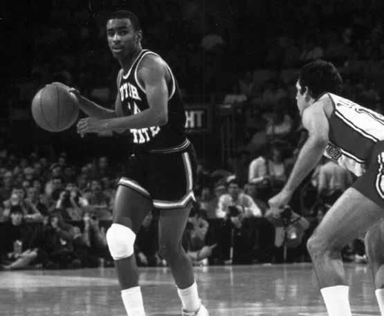 single-game team bests Points date PTS. 1. vs. UNLV 1/2/85 140 2. vs. St. Peter s 12/8/69 125 3. vs. Creighton 1/14/67 124 4. vs. Southern Mississippi 2/2/74 121 5. vs. Long Beach State 2/6/86 119 6.