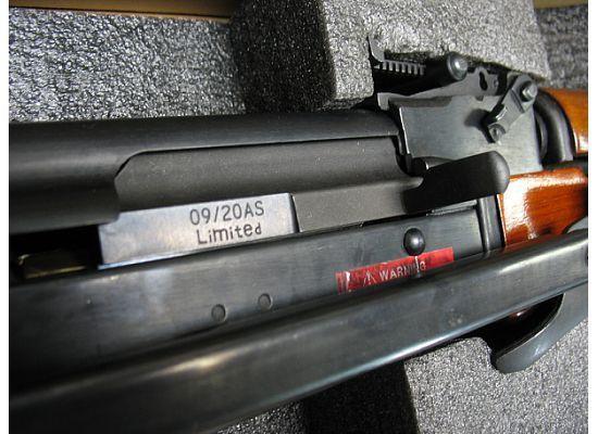 - Steel buffer screw - Full steel bolt - Adjustable hopup (Using MP5 type hop rubber) - "First" 6.