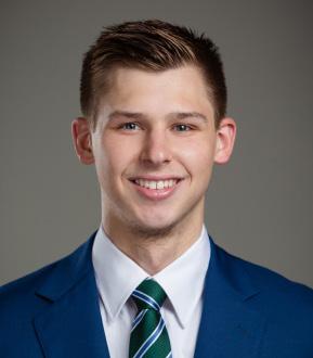 20 Get to Know Matt Matt McQuaid Junior Guard 6 4 200 Duncanville, Texas Duncanville Sister Andrea previously played professional volleyball in Europe Father Rob grew up in Midland, Michigan, and was