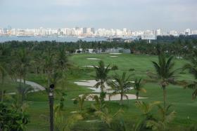: 18 holes / par 72 / 7,166yds Established : 2012 : 10 minute drive from Haikou Meilan Airport : Clubhouse, Driving Range, Accommodation, Restaurant West Coast Golf Club Located on the west of Haikou