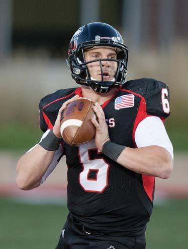 NORTHERN ILLINOIS UNIVERSITY FOOTBALL RECORDS Total Offense TEAM RECORDS Most Plays Game: 102, vs. Ohio (11-7-81) Season: 1,073 (2013) Most Net Yards Gained Game: 806, vs.