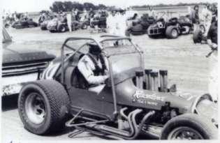 He then went to the service and when he came back, the Columbus track opened and he got a ride with Harold Potter and the RNM garage #20.
