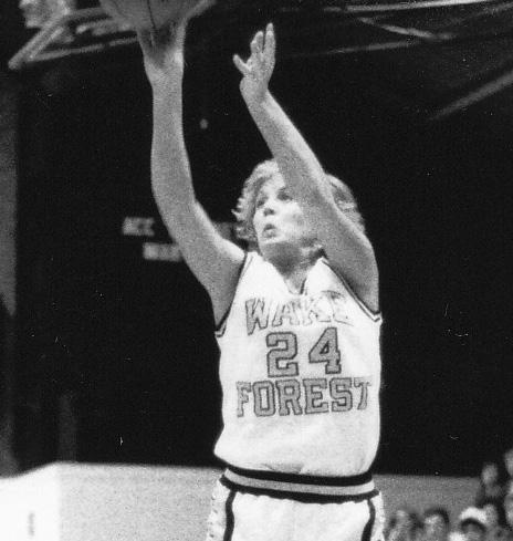7 Total 111-104 504-1078 0-1 186-273 745 39 14 76 1194-10.8 BETH DAVIS Career Points 1,172 Years at Wake Forest 1988-91 Hometown Greenfield, Ind.