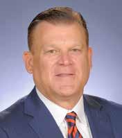 HEAD COACH BRAD UNDERWOOD 2nd Year at Illinois // 6th Year as Div. I Head Coach // 31st Year in Coaching THE UNDERWOOD FILE HOMETOWN McPherson, Kan.